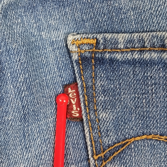 LEVI'S  SAN FRANCISCO Demi Curve Classic Boot Cut Jeans - Picture 7 of 12